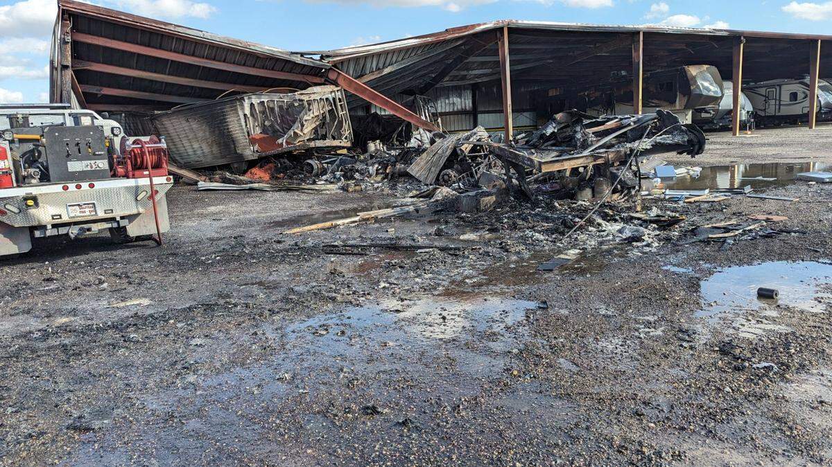 A spokesperson for the City of Newton said a large building fire caused by a wreck burned multiple RV’s and seriously damaged the storage facility they were in on Wednesday.
