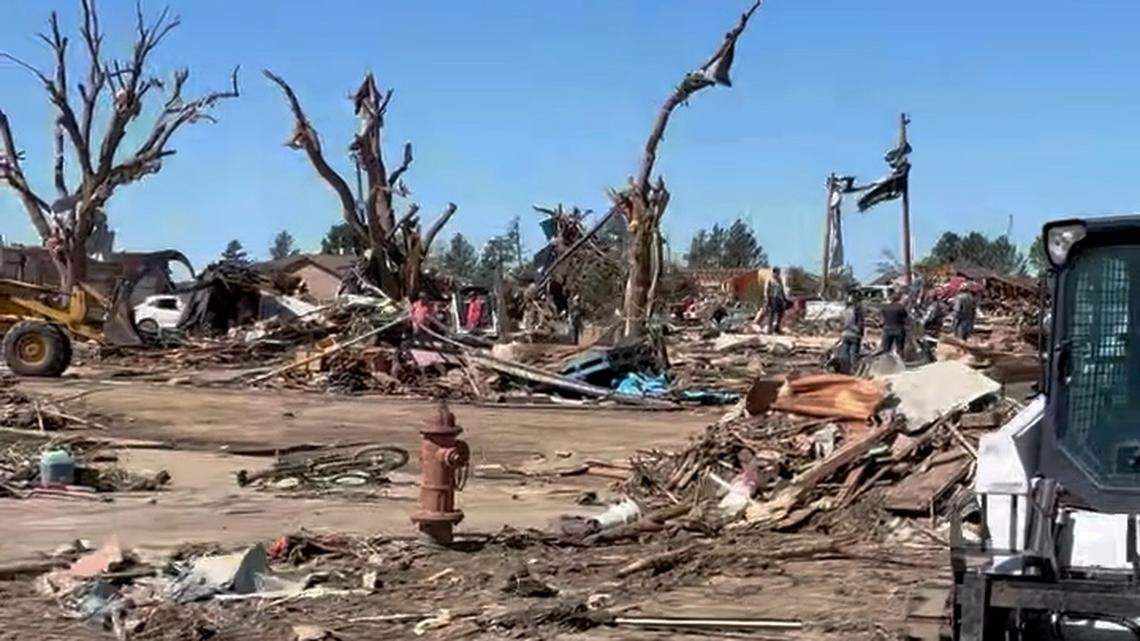 ‘Maybe three homes left’: Tornadoes leave destruction in two Kansas towns