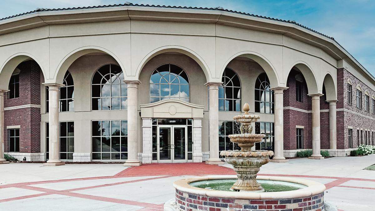 Freddy’s Frozen Custard & Steakburgers is going to move and expand its Wichita headquarters and expand its office in Fort Worth as well. Locally, it’s moving from its longtime space at North Rock Road to 3020 N. Cypress Dr.