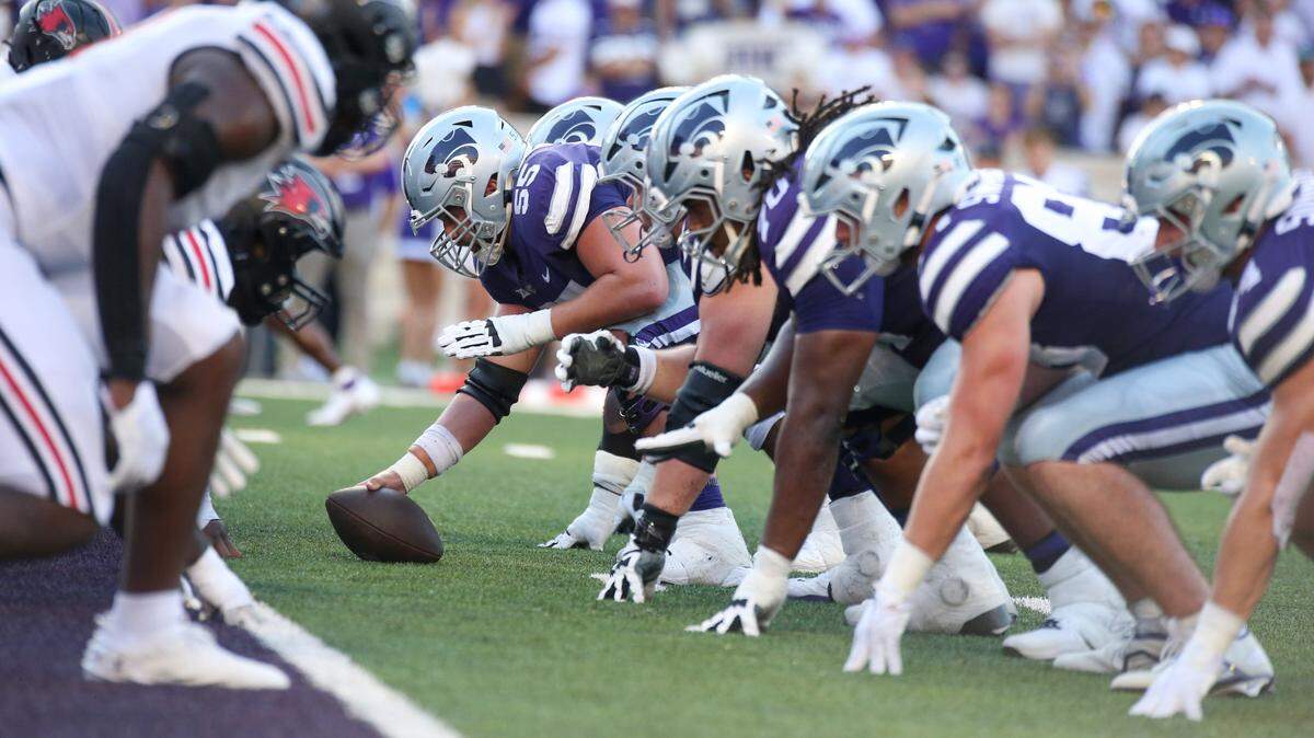 Kansas State Wildcats and Southeast Missouri State Redhawks face off during the second quarter at Bill Snyder Family Football Stadium.