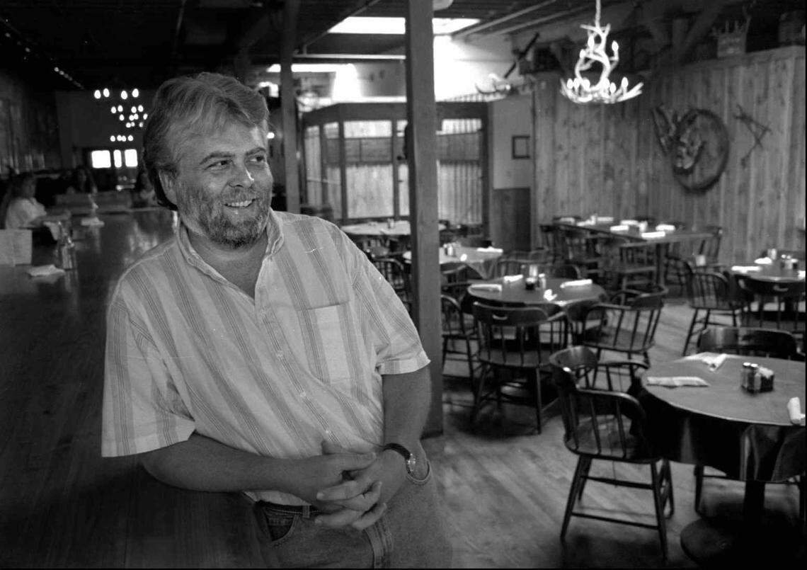 Ken Haberly is pictured in 1994 at his Rowdy Joe’s Steakhouse and Saloon in Old Town.