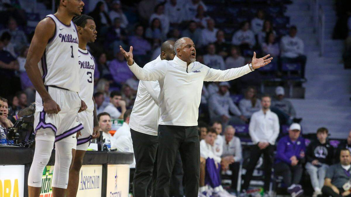 Kansas State Wildcats head coach Jerome Tang questions a call by the officials during the second half against the Houston Cougars at Bramlage Coliseum.