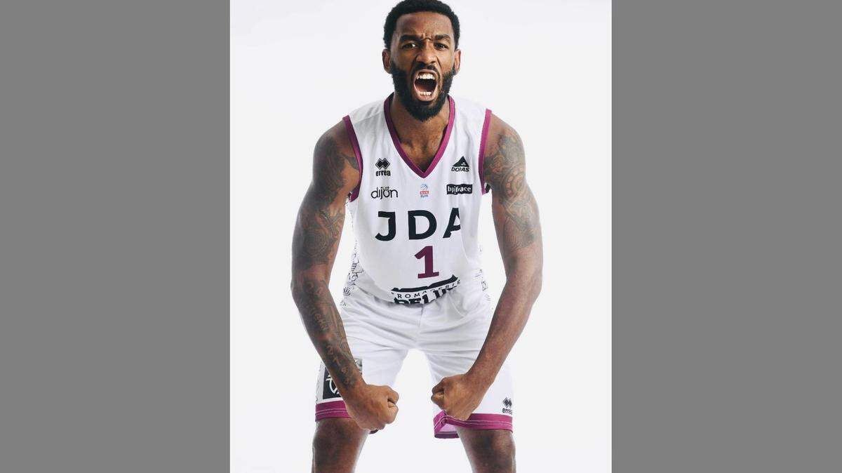 Former Shocker Rashard Kelly is once again playing in one of the world’s top professional basketball leagues, as he is the starting forward for Dijon in the top France league this season.