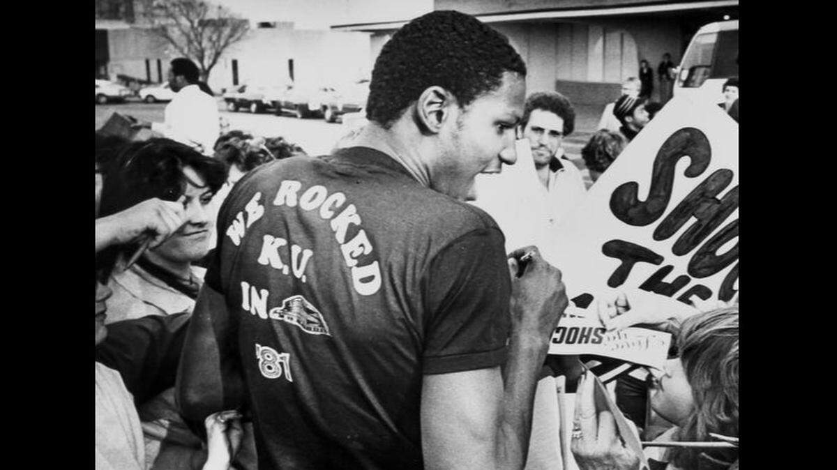 After helping Wichita State beat KU in the Midwest Regional semifinal, Cliff Levingston signed autographs for fans after arriving at Mid-Continent Airport in 1981. The legendary Shocker will be inducted intot he Missouri Valley Conference Hall of Fame next spring.