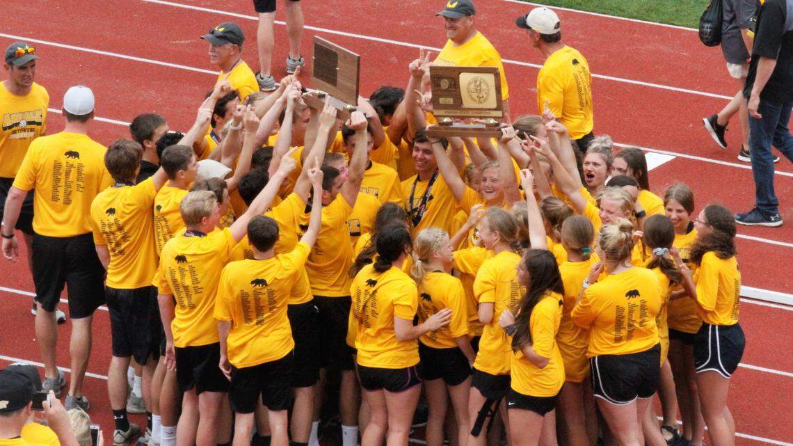 Andale High School boys and girls track and field teams