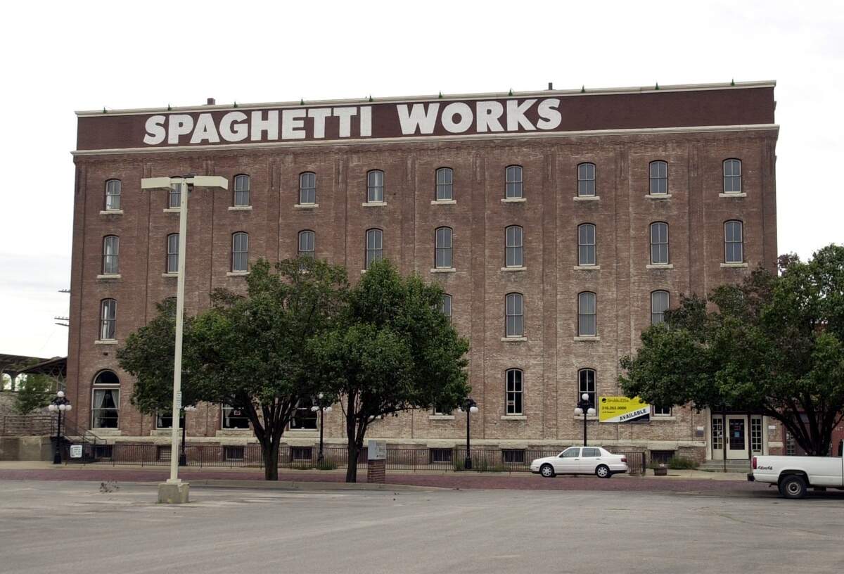 Spaghetti Works, which operated n downtown Wichita from 1993 to 2004, is a whole different chain from The Old Spaghetti Factory, which will open at the Waterfront this summer.