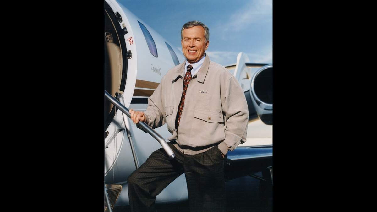 Russ Meyer, a former Cessna CEO, died Wednesday. He was 93.