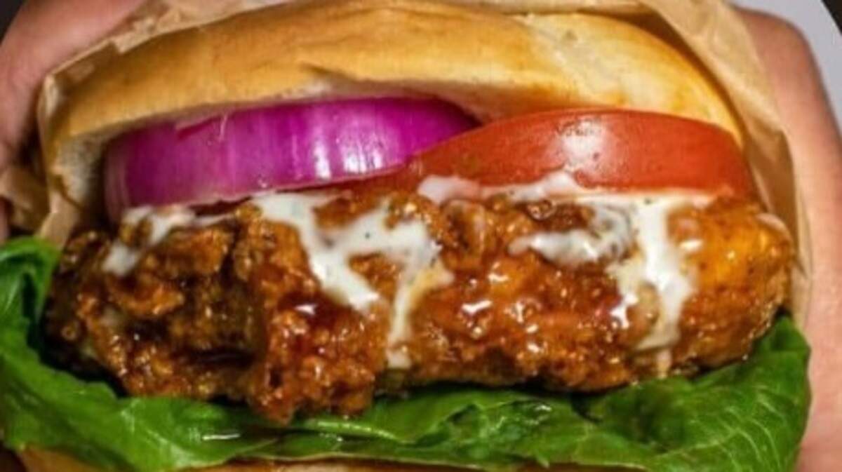 Shea’s Sol Kitchen will start serving vegan items again on Oct. 7, and among the menu items will be a burger made with mushrooms, quinoa and black beans.