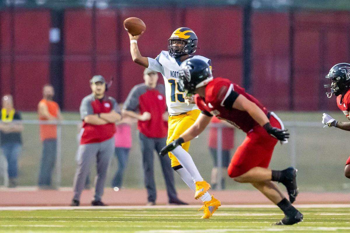 After earning a pair of Big 12 offers this summer, junior Jaylen Mason returns for his second year as starting quarterback for the Northwest football team.