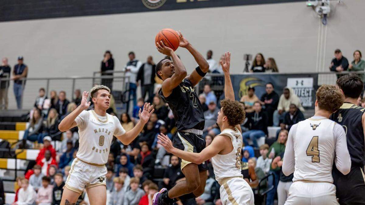 The Maize South and Andover Central boys basketball teams are among the top 10 ranked in the latest coaches’ rankings.