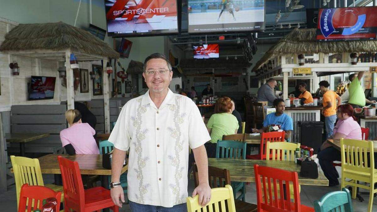 Austin Kinzle was the original franchisee of Hurricane Sports Bar, which later sold to Emerson Biggin’s owner Louis Lopez. New tenant Chris Tincher has completely transformed the space at 13th and Tyler for his new Cajun and Creole restaurant, called Todd’s Creole Kitchen.