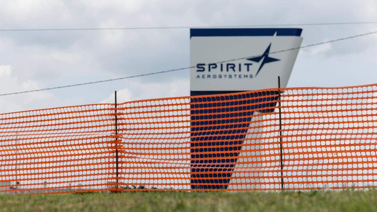 Temporary fencing has been erected around most of the Spirit AeroSystems campus in anticipation of a machinist strike that is set to begin at midnight Saturday. On Wednesday, union members reject a contract offer from Spirit’s management and voted to strike.