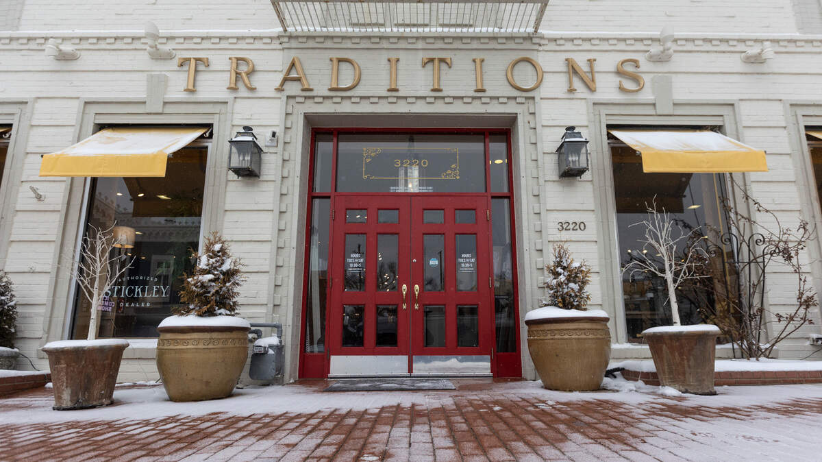 Traditions Home owners Robin Van Huss and Art Davis are retiring from their longtime popular College Hill store, and its future is uncertain.