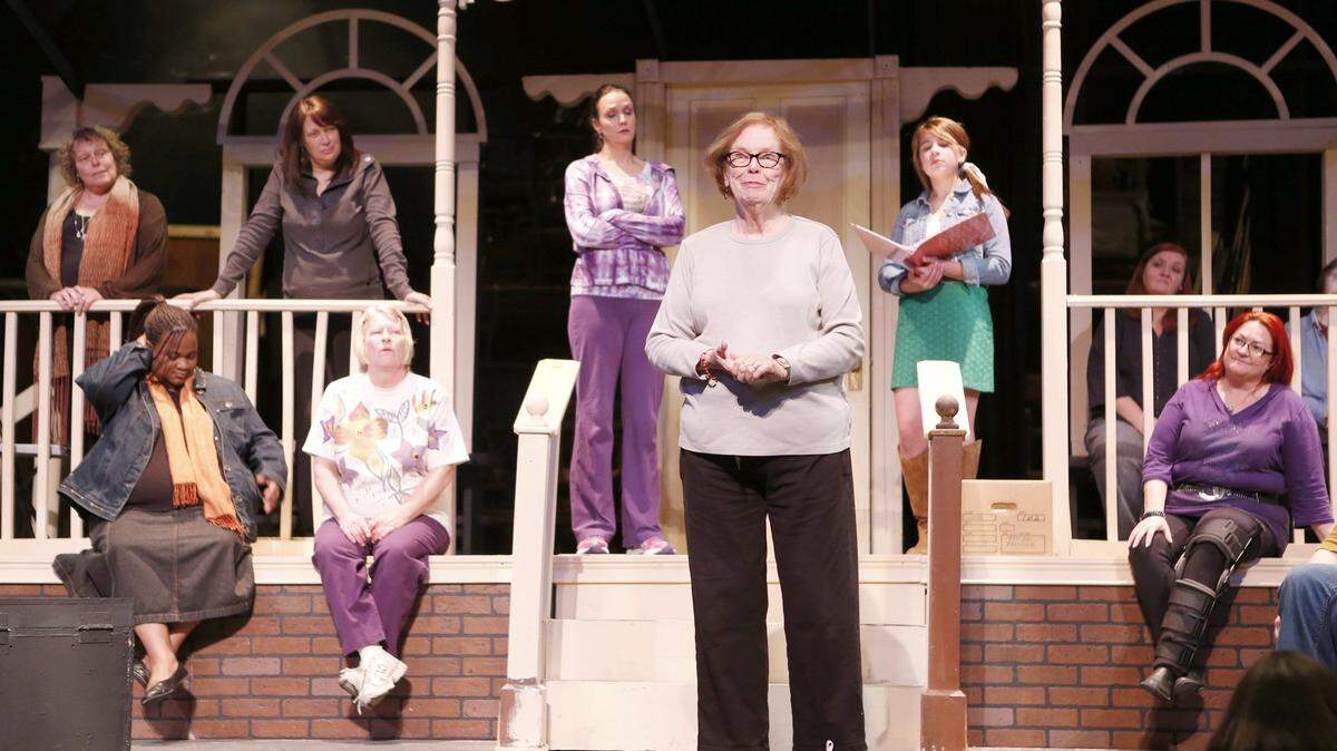 Joyce Cavarozzi, center, during a 2013 rehearsal for “Radiating Like A Stone,” the story of Wichita women and the feminist movement. Cavorozzi was at the center of Wichita’s theater community for 40 years.