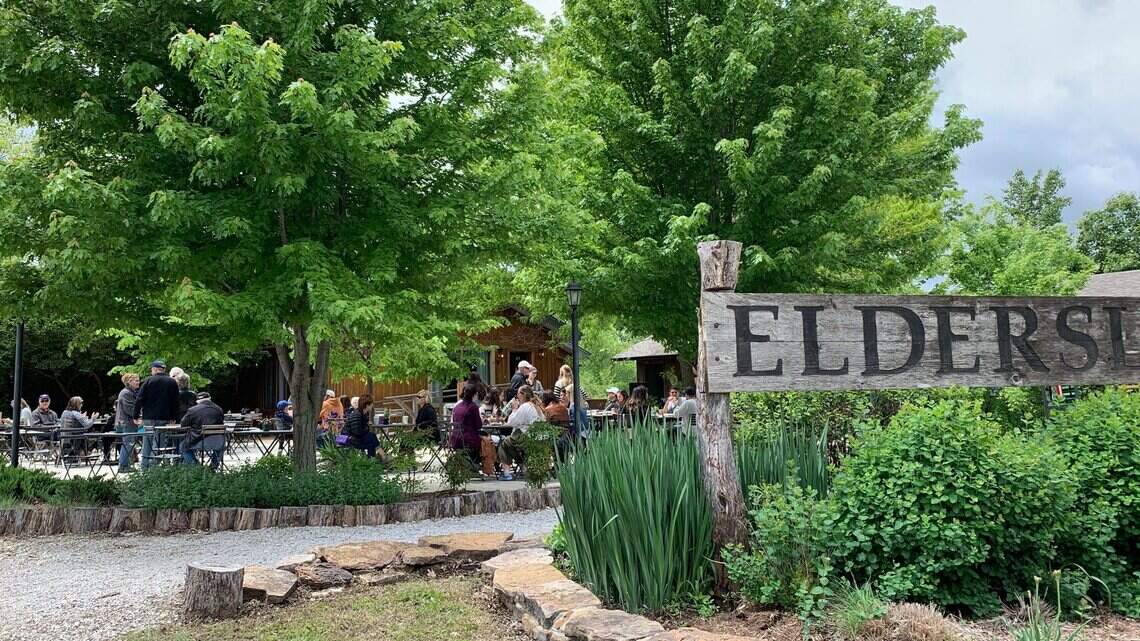 Elderslie Farm restaurant has reopened, added a more casual option for evening dining