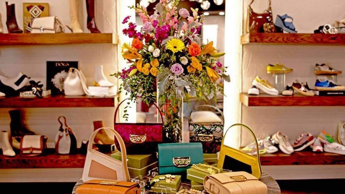 Lyndons, a longtime Bradley Fair women’s clothing and accessories store, is reopening in its space that suffered a December electrical fire.