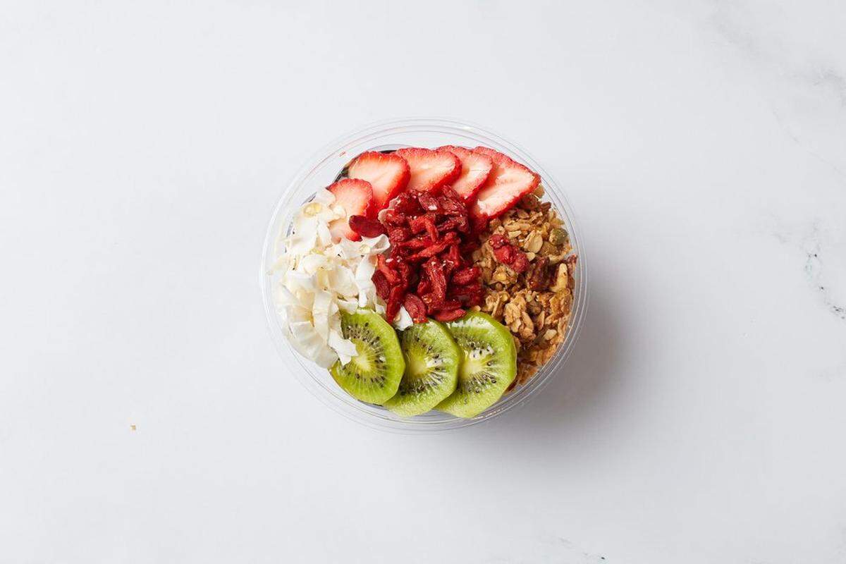 Toastique also offers several healthy acai bowls.