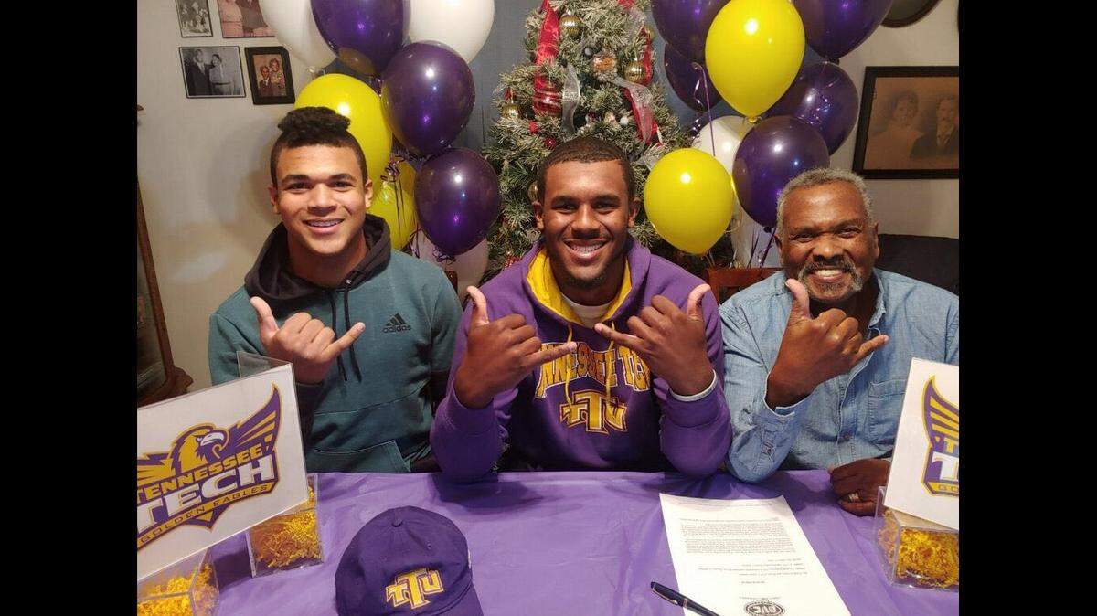 Derby all-state quarterback Lem Wash signed to play college football at Tennessee Tech next season.