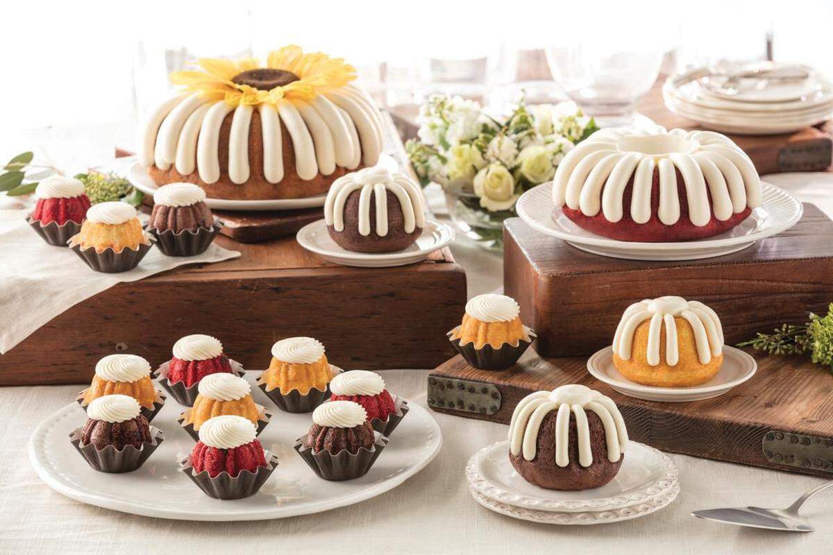 Eight years after opening her east-side Nothing Bundt Cakes, franchisee Yolanda Hamilton is adding a bakery on the west side.