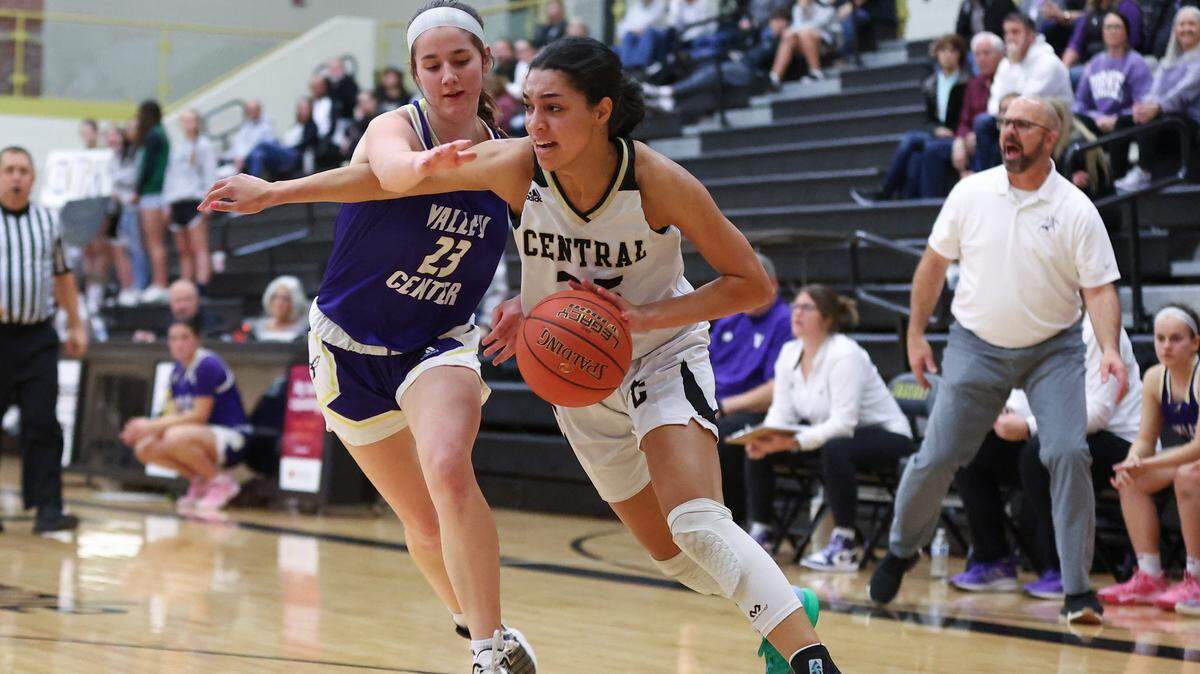 Andover Central senior Maddi Amekporfor has been a steadying presence for the Jaguars, which punched their ticket back to the state tournament after a 1-3 start to the season.