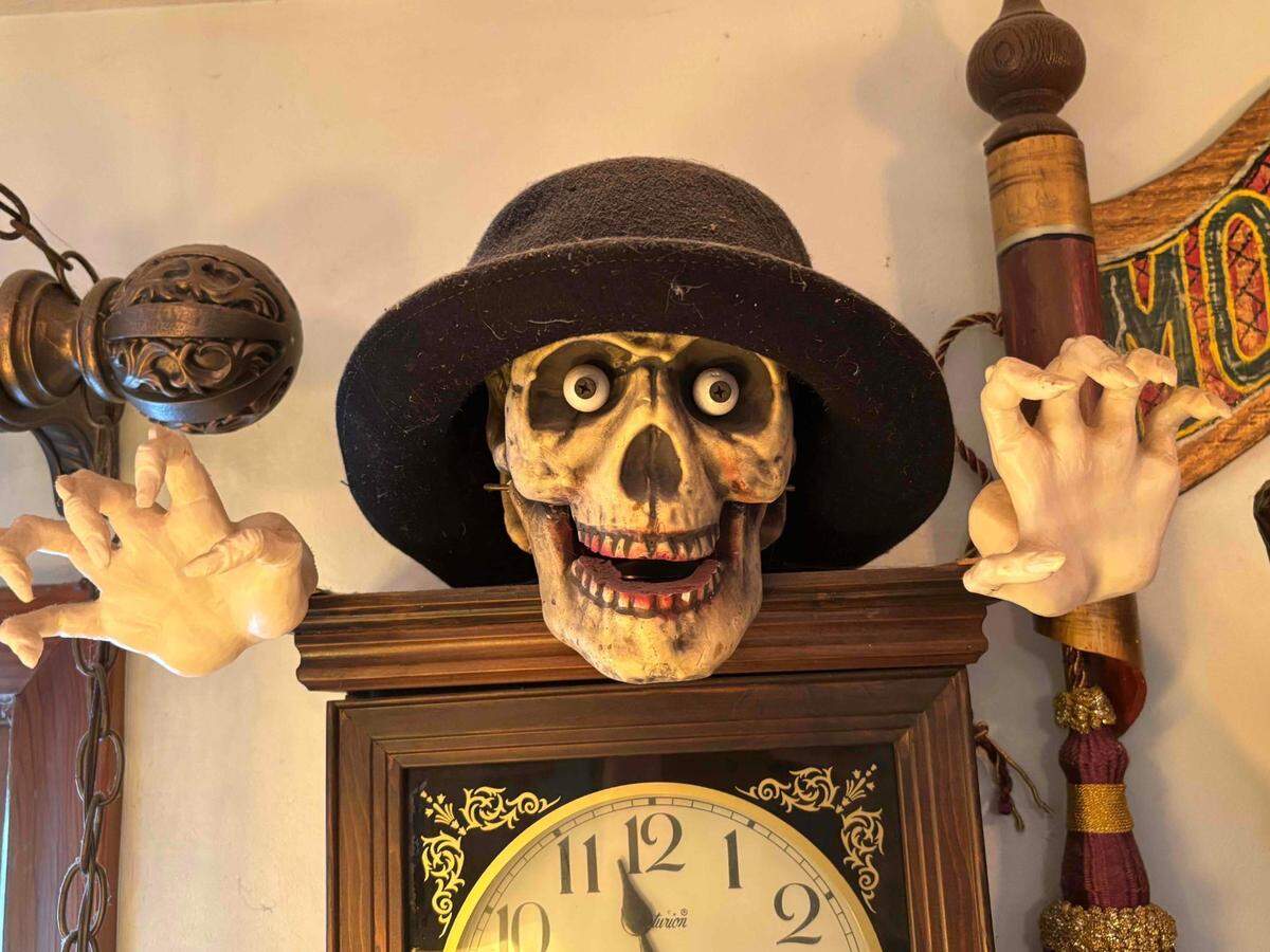 This very scary clock is among the items made by artist Gary Pendergrass that will be part of an auction that starts next week.