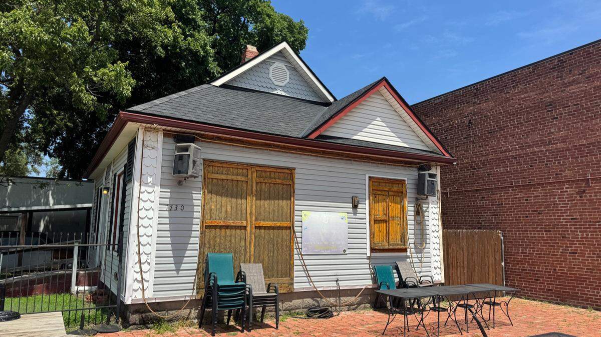 Shamrock Lounge owner Justin Brown uses the “Little House” on his bar’s west patio as a place that pop-up food vendors can use to serve his patrons. He’s now started his own pop-up called The Burrito Stand.