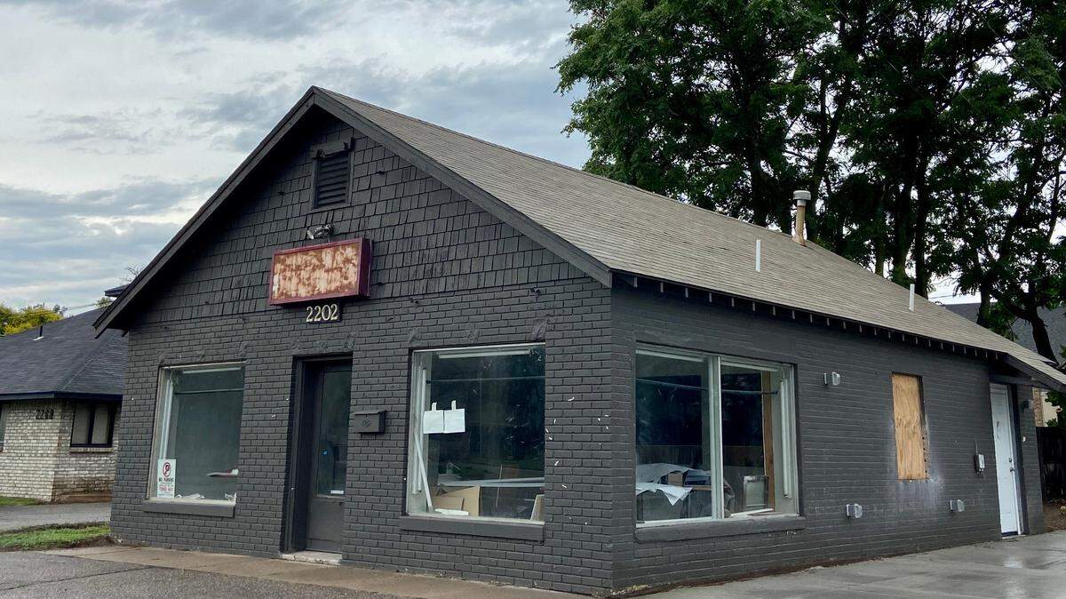 Barrel Boys has a new parking lot and patio, and now the owners are working on the interior in anticipation of an projected September opening date.