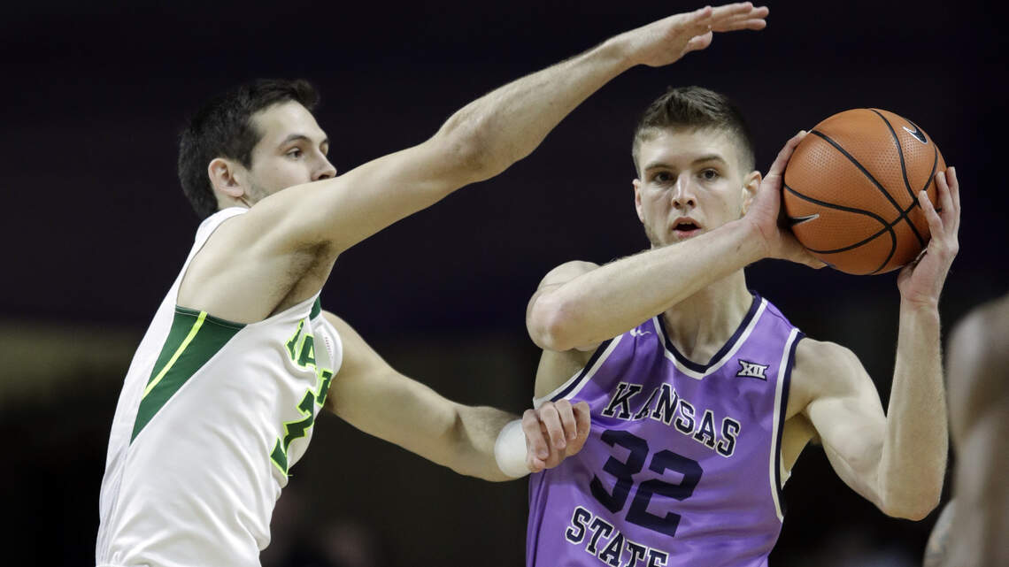 Away from a TV? Here's how to watch March Madness on the go