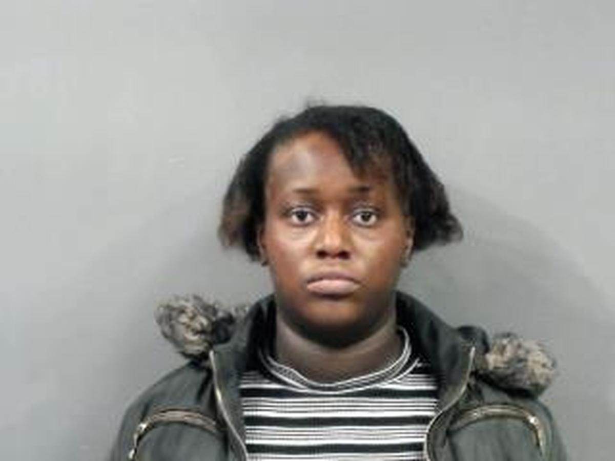 Police say Dekilah Sellers left her young kids home alone to Christmas shop in December 2022. She was arrested for endangering them after a kitchen fire started.