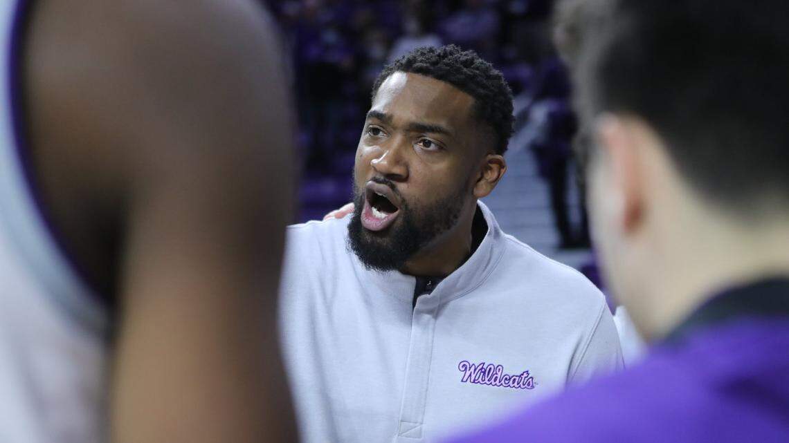 Shane Southwell coaches on the sideline for Kansas State at Bramlage Coliseum.