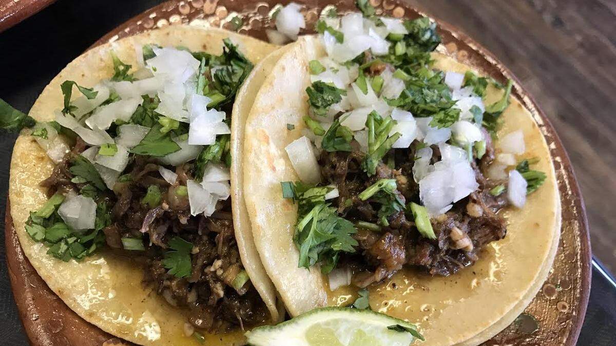 Los Compadres has temporarily closed its west-side restaurant.