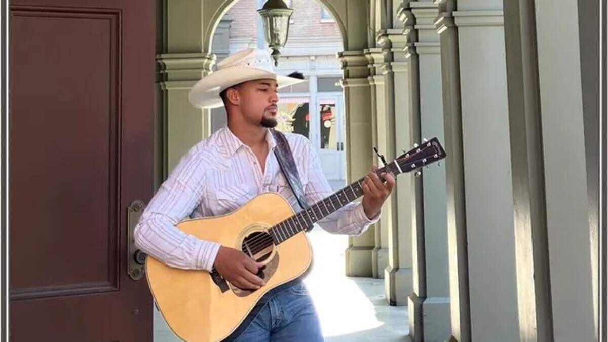 Derby’s Jaelen Johnston says he will appear on the season premiere of “The Voice,” which airs at 7 p.m. tonight on NBC.