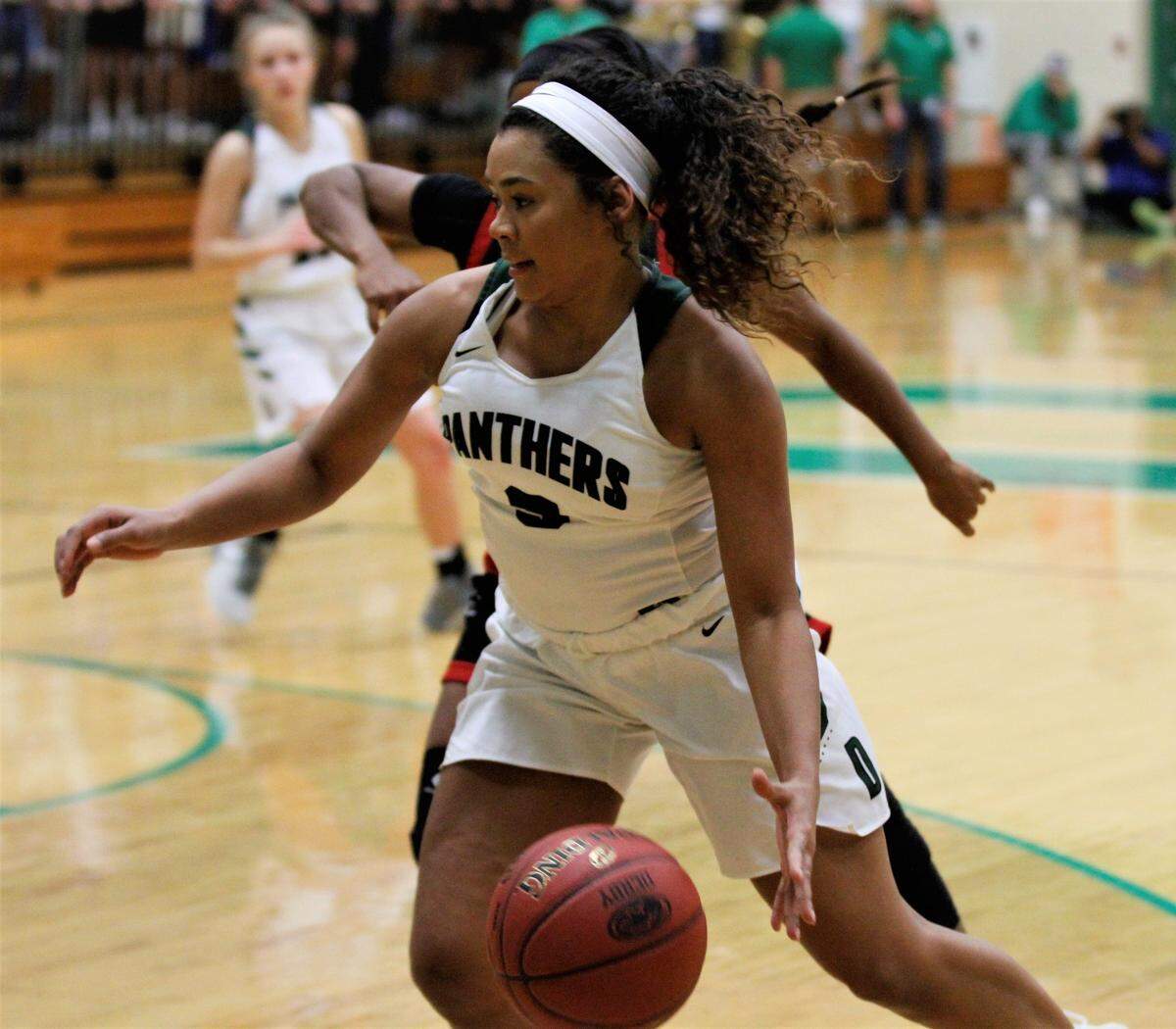 Derby senior Aliyah Myers drives to the basket during the Panthers’ 66-52 win over Wichita Heights on day one of the AVCTL/GWAL Challenge. (Jan. 10, 2019)