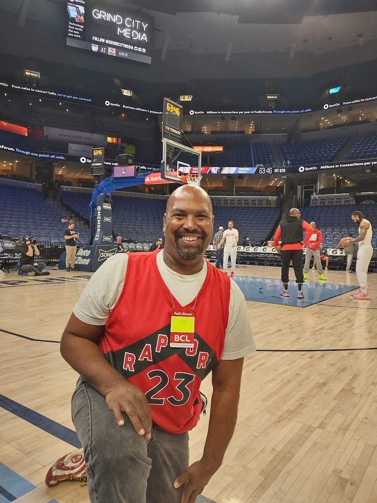 Wichita native Daxton Miller met his favorite Wichita State basketball player, Fred VanVleet, before the Raptors’ game at the Memphis Grizzlies on Sunday.