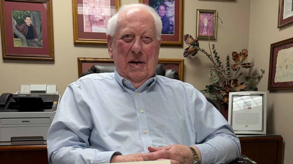 Bill Rosenboom started selling cars in 1963. Last week, he hit his career goal, which was to sell 25,000 vehicles. Since then, he’s sold four more.