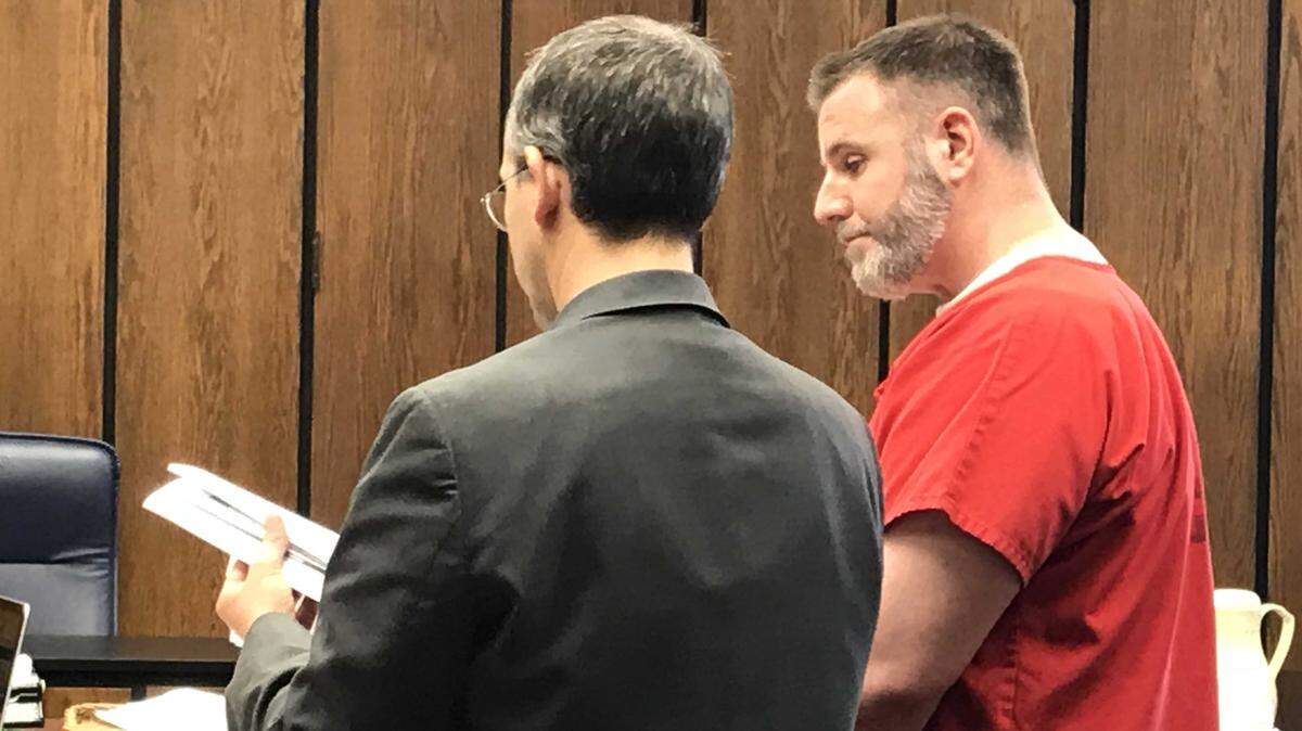 Travis Becker Jr., 38, pleaded guilty on Nov. 16, 2018, to first-degree felony murder and aggravated kidnapping in the Nov. 13, 2017, death of his girlfriend, 42-year-old Perla Rodriguez. Rodriguez was the director of outreach for the Wichita Area Sexual Assault Center. Becker, right, appeared in court with his public defender, Jason Smartt. (Nov. 16, 2018)