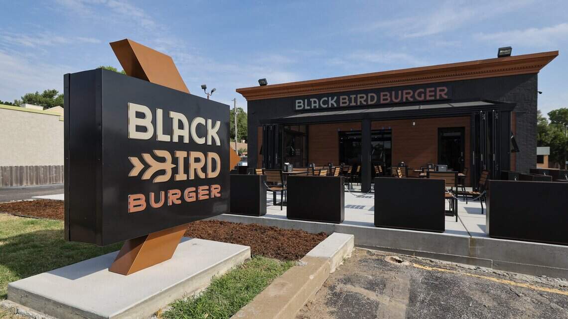 Black Bird Burger soft opening going a bit too well. What to know about when to go: