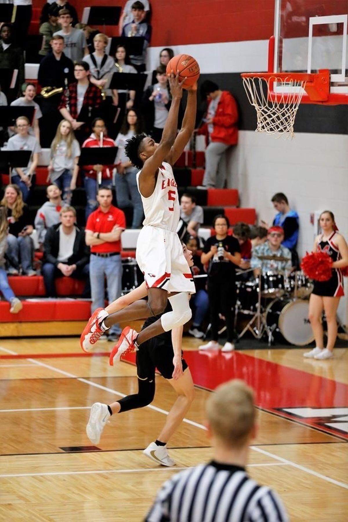 Maize senior Jacob Hanna is the team’s leading scorer and has guided the Eagles to a 6-1 start to the season, including a victory over No. 1-ranked Andover.