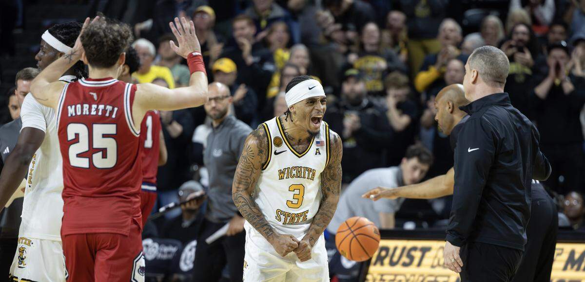 Wichita State’s Dre Kindell lets out a scream during a timeout during the second half against Florida Atlantic.