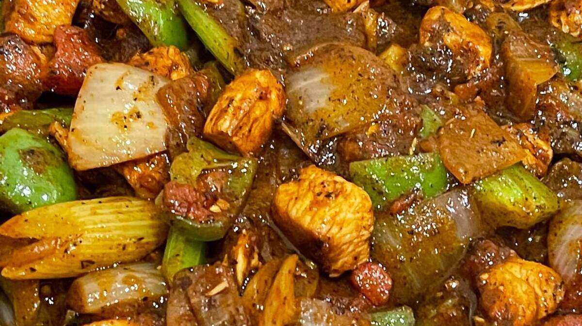 Chicken etouffee is among the offerings at T’Geaux Cajun, which will close on Feb. 1 if a buyer isn’t found.