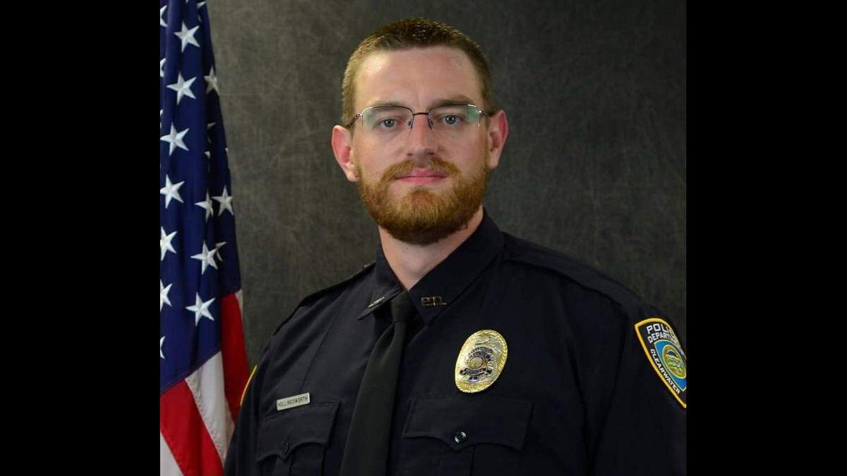  Clearwater police officer Scott Hollingsworth died in an accident on his way home after work. 