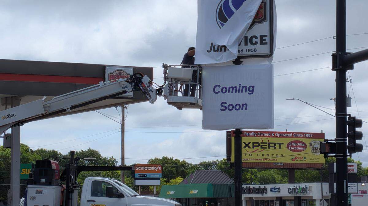It seems all of Wichita has been wondering what’s going on at the former Beards gas and service station in the Normandie shopping center. Now, there’s at least a partial answer.