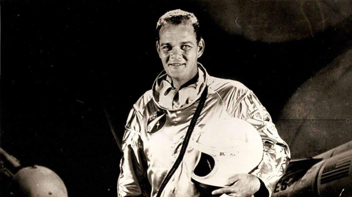 Tom Leahy was most remembered as Major Astro.