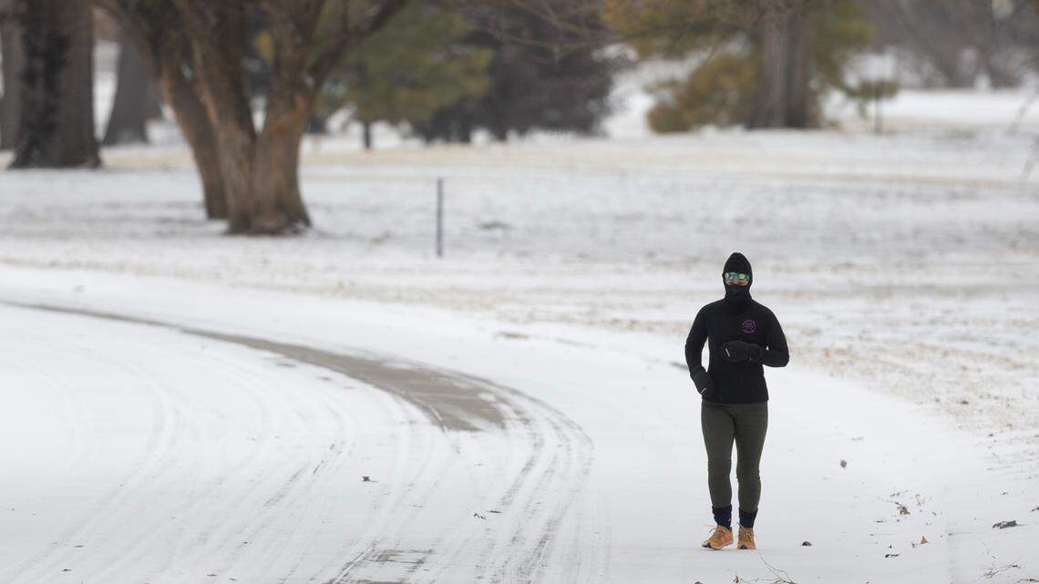 Winter storm to bring negative wind chills to Wichita. What is a ‘real feel’ temp?