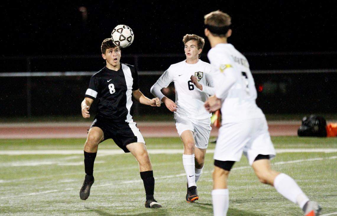 Eisenhower enters the Class 5A boys soccer tournament as the No. 6 seed in the west.