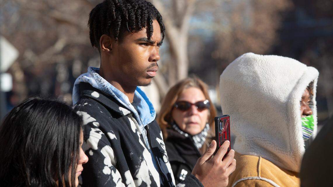 ‘When he died, I felt like I died’: Cedric Lofton’s brother, father share their grief