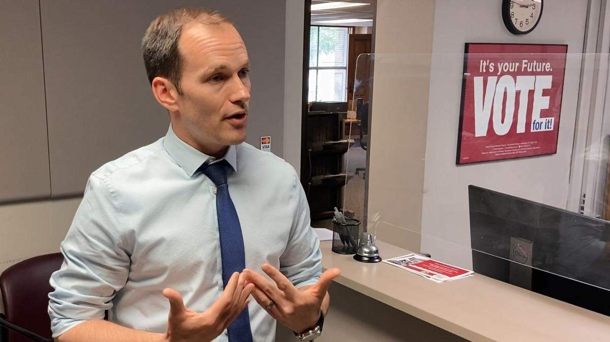 Wichita Mayor Brandon Whipple lays out his priorities for a second term as Wichita’s mayor. He filed to run for re-election at the Sedgwick County Election Office on Wednesday, joining a crowded field of challengers.