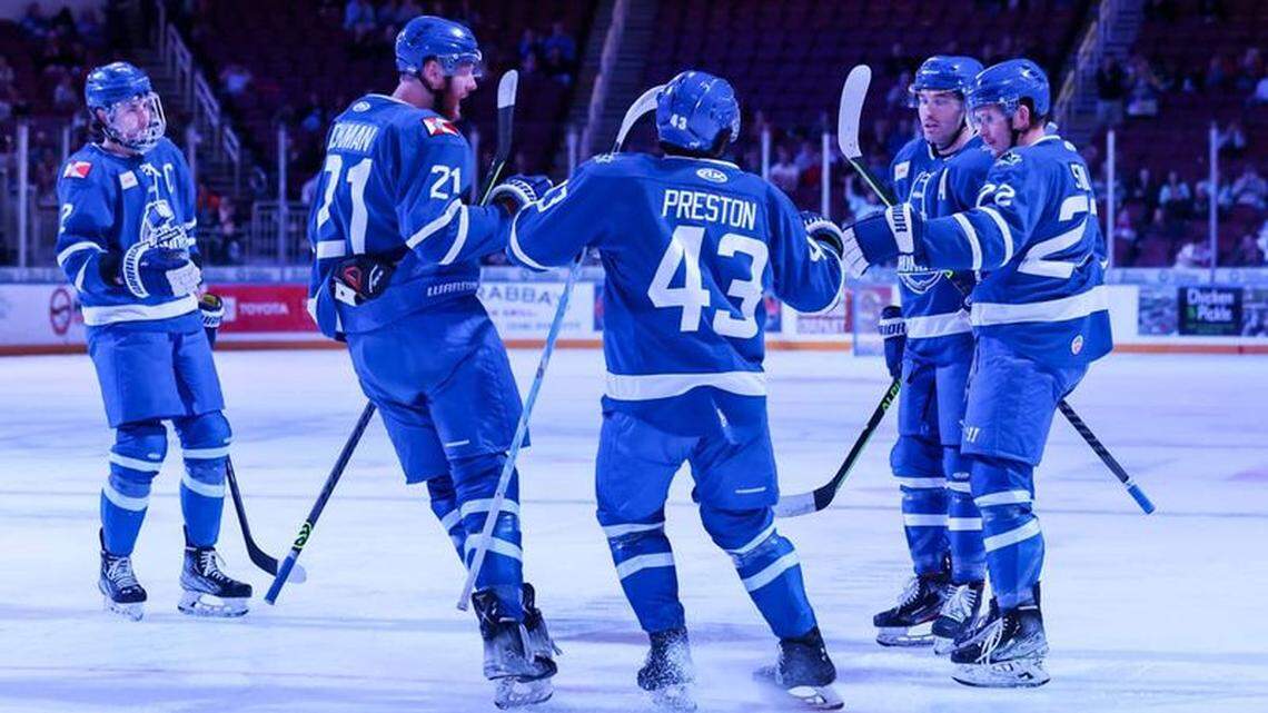 Familiar addition helps spark second straight win for Wichita Thunder, move up standings