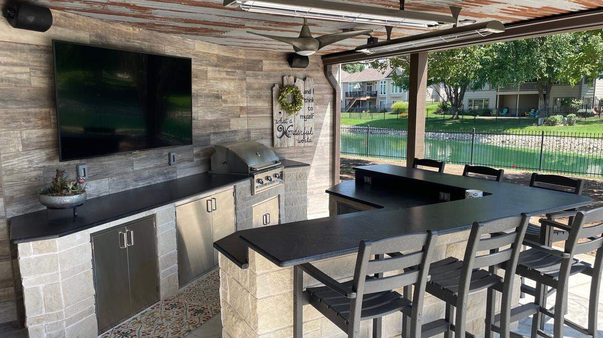 Outdoor kitchen work now comprises about 35% of All Things BBQ’s business.