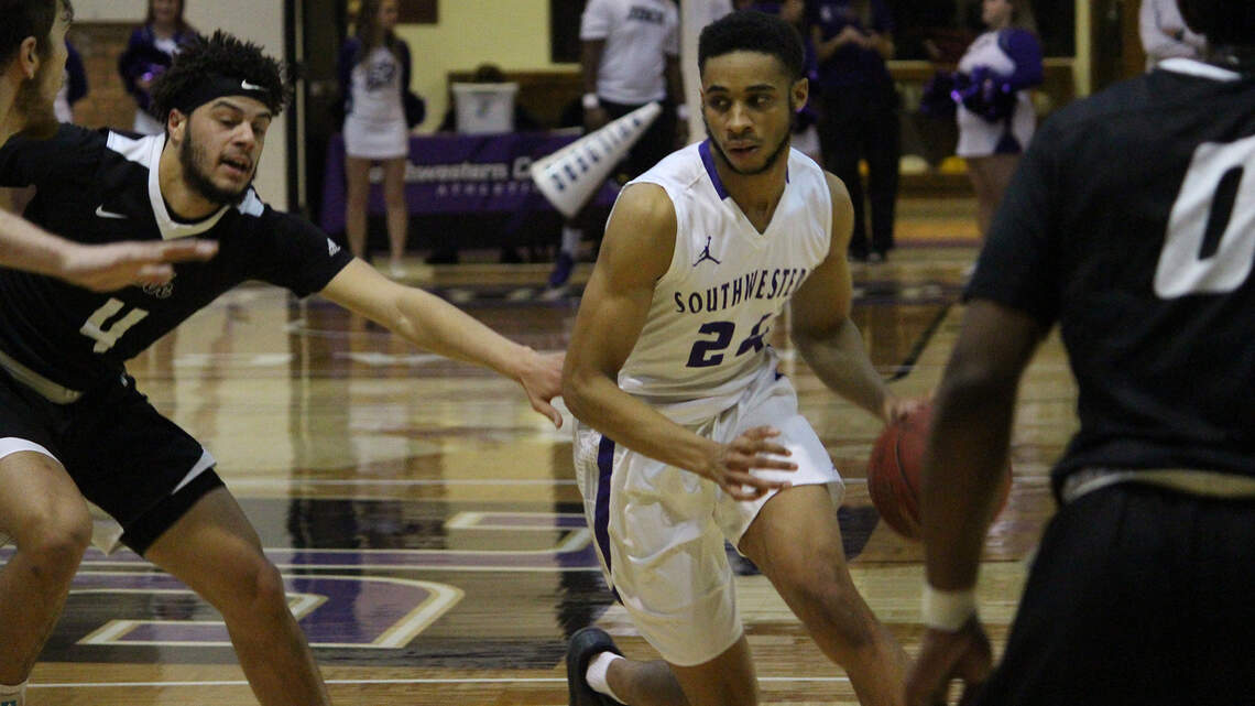 On the brink of quitting basketball, Southwestern senior blossoms into best player in NAIA
